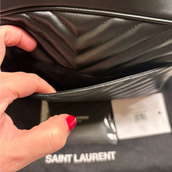 Saint Laurent Lou Lou Medium YSL Camera Bag with Pocket in Quilted Leather - Picture 13 of 15
